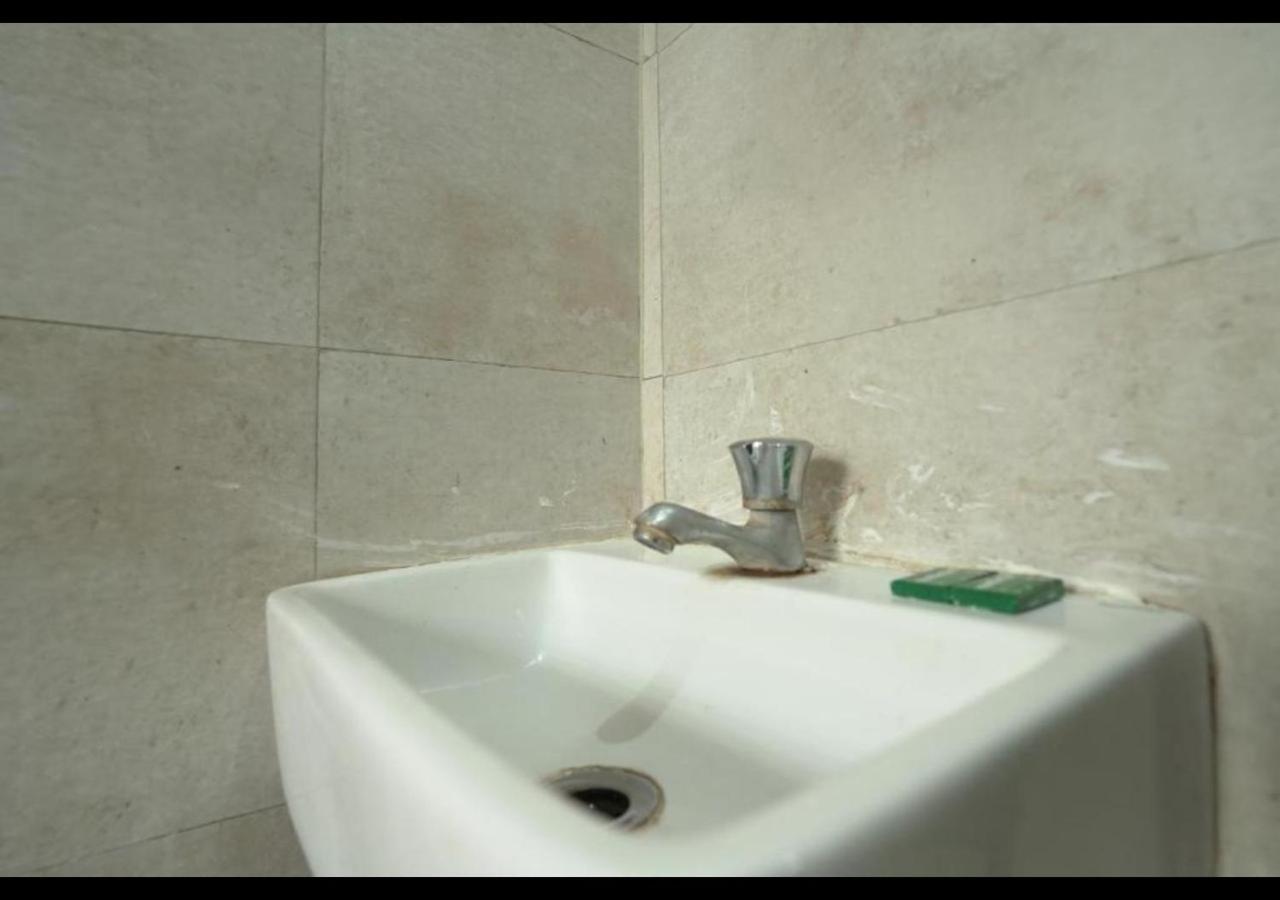 Hotel Sai Ganesh Lodging & Boarding By Wb Inn Titwala Ngoại thất bức ảnh